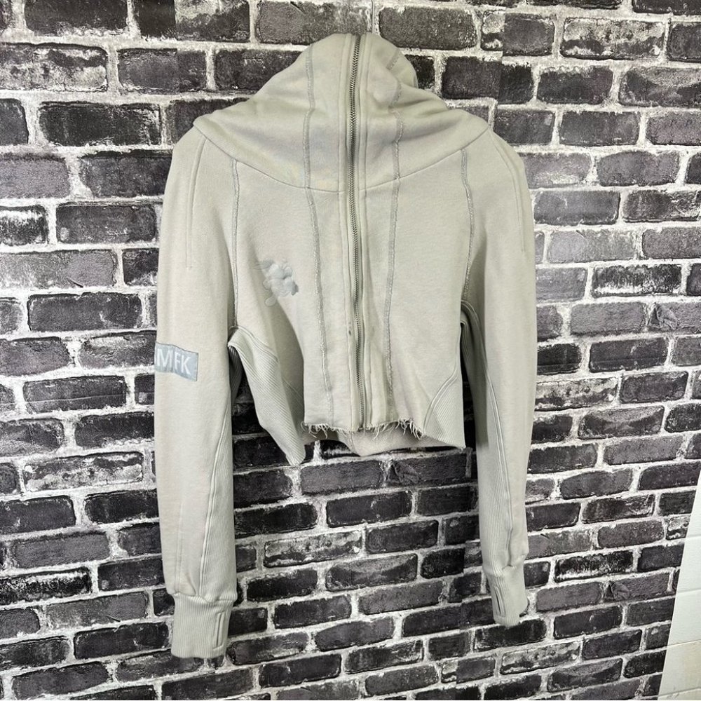 Looney Tunes X SMFK Collaboration Cropped raw hem Hoodie